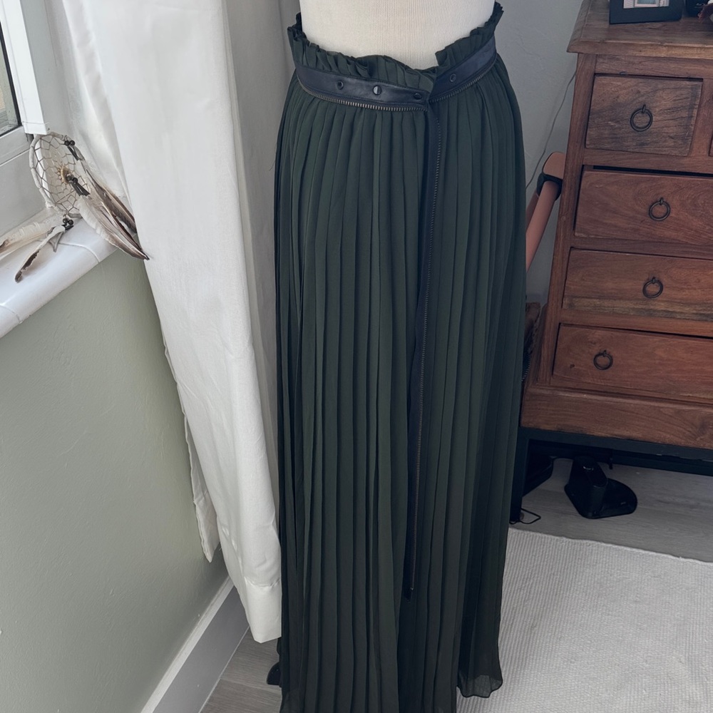 Diesel-beautiful Green Pleated maxi Skirt